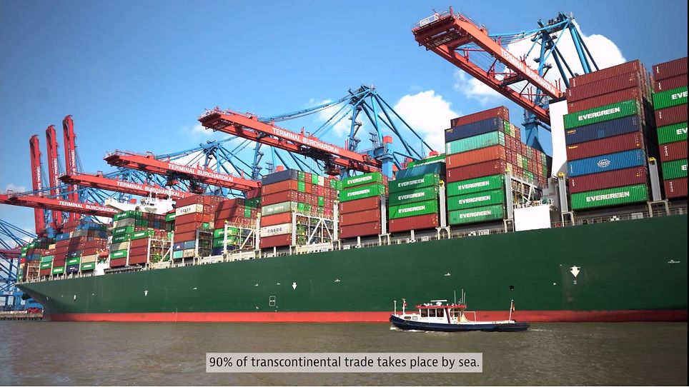 shipping-containers-maritime-economy-germany